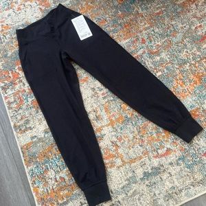 Brand new lulu-Align jogger.